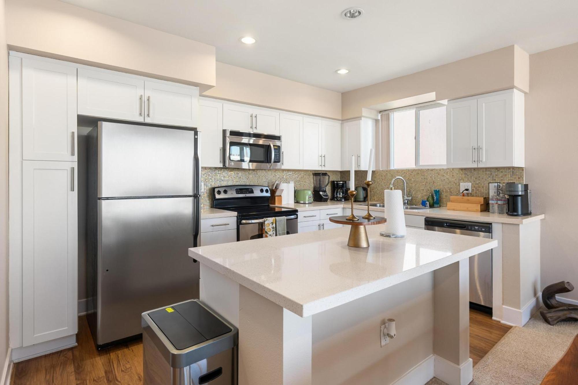 Charming Bliss By The Ocean Luxe 2bd 2ba Mdr Los Angeles